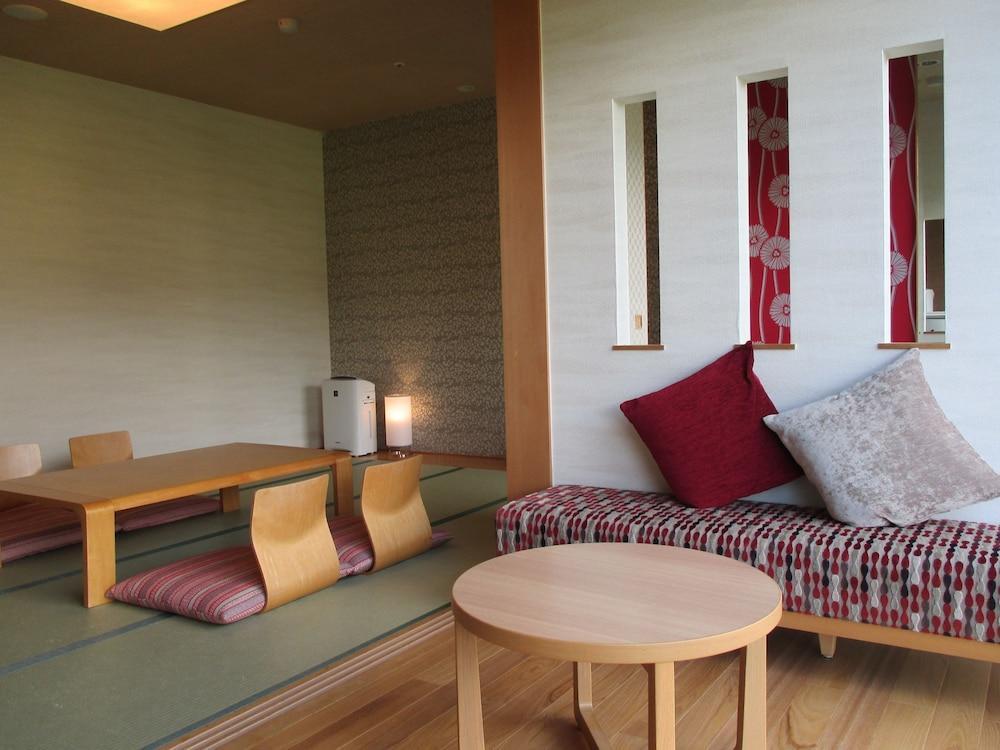 Hotel Harvest Hakone Koushien Экстерьер фото